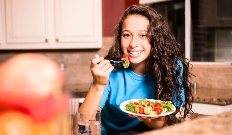 7 Recipes For Female Teen Athletes: Try These Satisfying Options