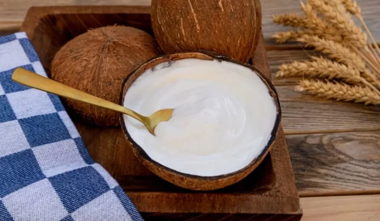 Greek Yogurt Benefits - A Healthier Solution With Greek Yogurt